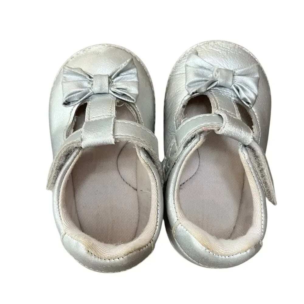 Stride Rite Silver with Bow Infant Shoes Size 5M